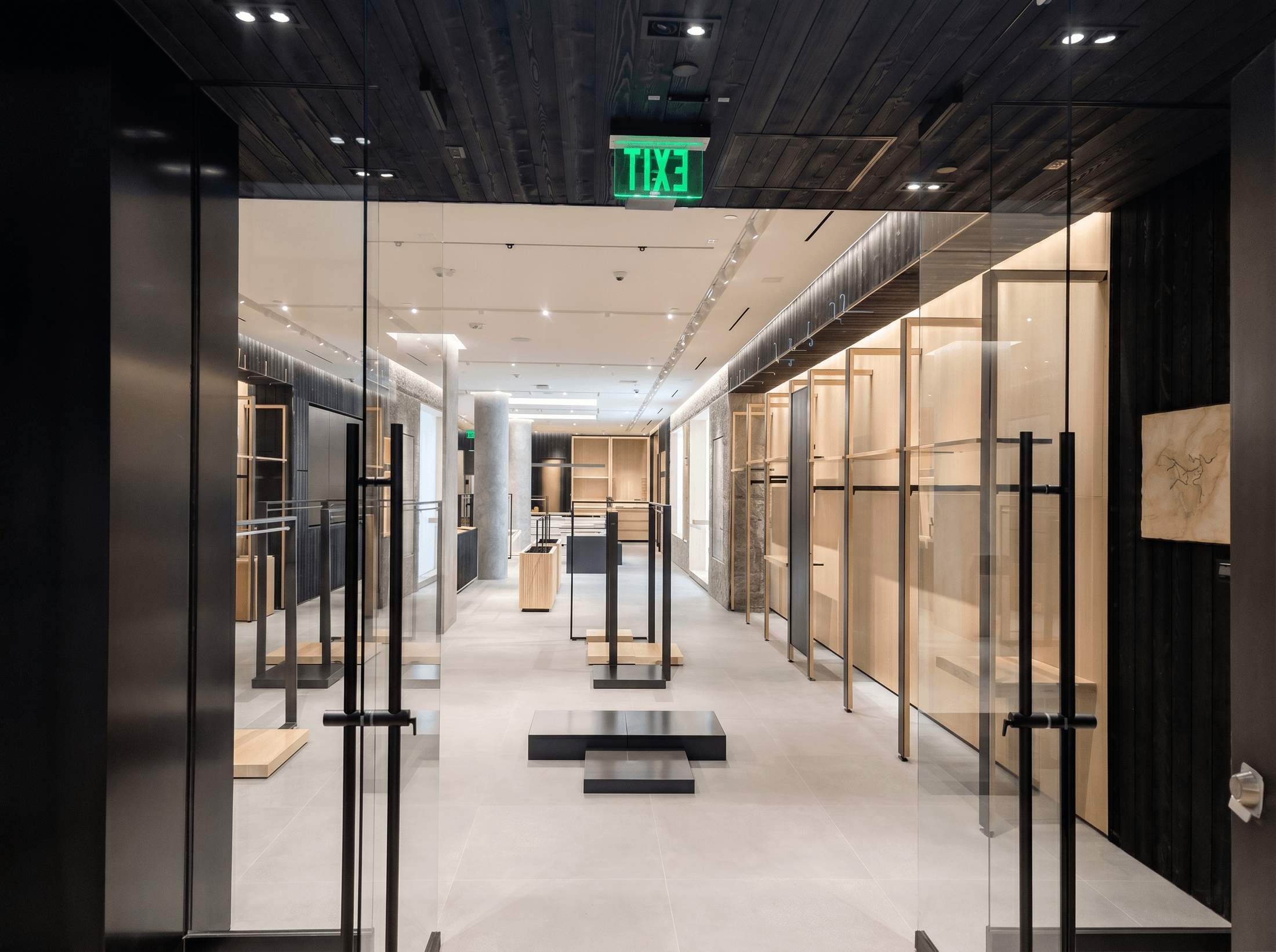 Arc'teryx Retail Display Buildout image 5