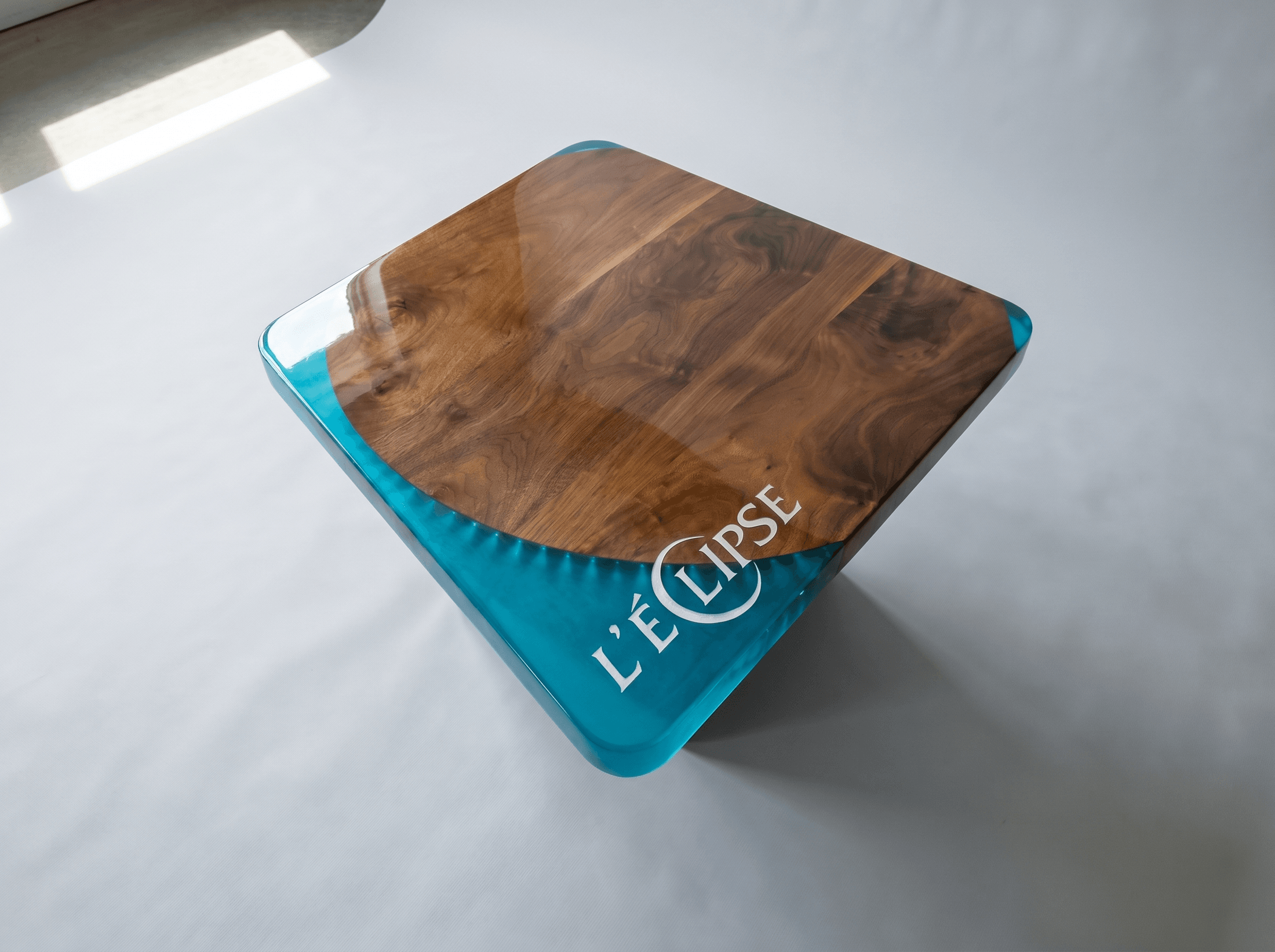 Resin and Walnut Table Experiments image 5